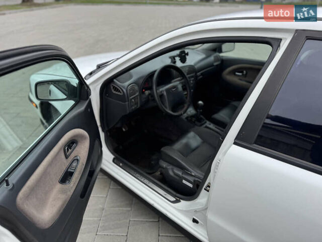Білий Вольво S40, об'ємом двигуна 1.8 л та пробігом 456 тис. км за 3500 $, фото 10 на Automoto.ua