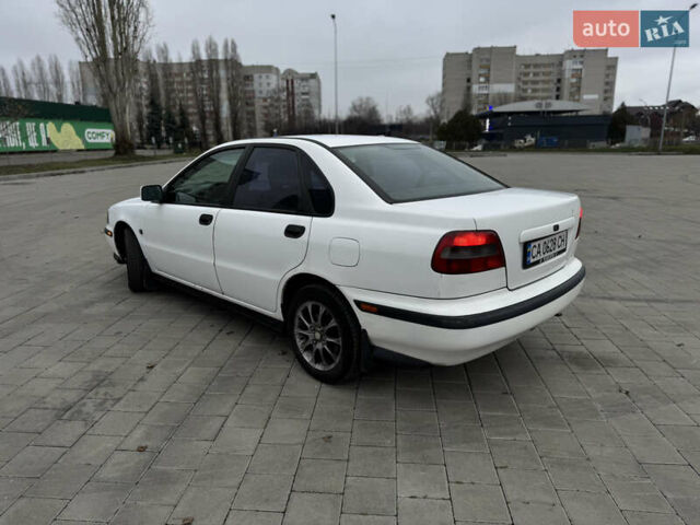 Білий Вольво S40, об'ємом двигуна 1.8 л та пробігом 456 тис. км за 3500 $, фото 3 на Automoto.ua