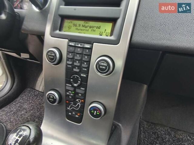 Белый Вольво С40, объемом двигателя 1.6 л и пробегом 188 тыс. км за 6999 $, фото 27 на Automoto.ua