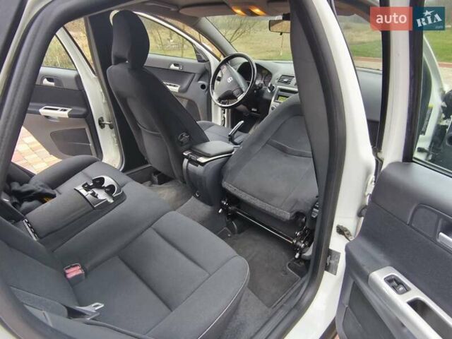 Белый Вольво С40, объемом двигателя 1.6 л и пробегом 188 тыс. км за 6999 $, фото 24 на Automoto.ua