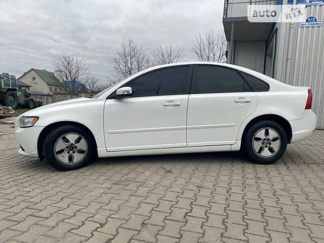 Білий Вольво S40, об'ємом двигуна 1.6 л та пробігом 336 тис. км за 7000 $, фото 7 на Automoto.ua