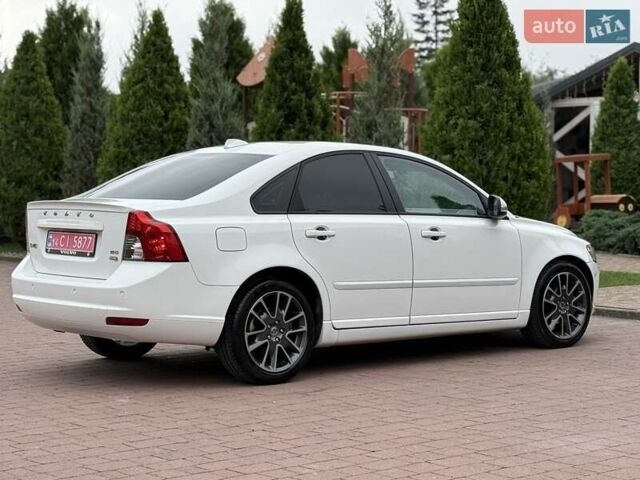 Білий Вольво S40, об'ємом двигуна 1.6 л та пробігом 251 тис. км за 7999 $, фото 108 на Automoto.ua