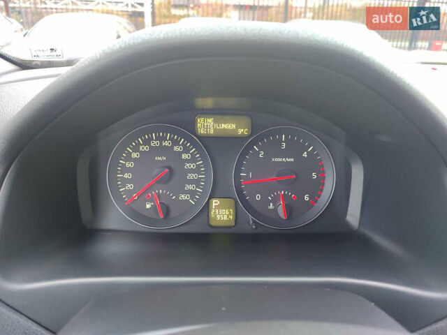 Вольво S40 2011 у Києві на Automoto.ua Білий Вольво S40, об'ємом двигуна 2 л та пробігом 233 тис. км за 11300 $, фото 17 на Automoto.ua