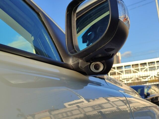 Белый Вольво С40, объемом двигателя 1.6 л и пробегом 194 тыс. км за 9999 $, фото 7 на Automoto.ua