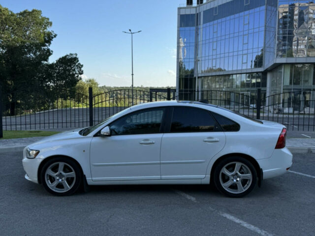 Білий Вольво S40, об'ємом двигуна 2 л та пробігом 185 тис. км за 8550 $, фото 11 на Automoto.ua