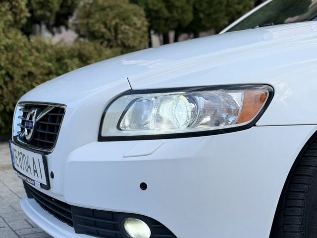 Белый Вольво С40, объемом двигателя 2 л и пробегом 240 тыс. км за 7350 $, фото 7 на Automoto.ua