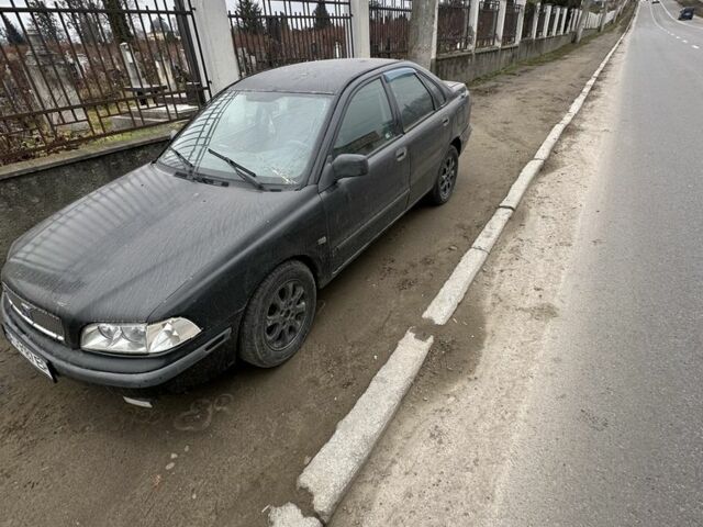 Чорний Вольво S40, об'ємом двигуна 1.9 л та пробігом 446 тис. км за 1000 $, фото 13 на Automoto.ua