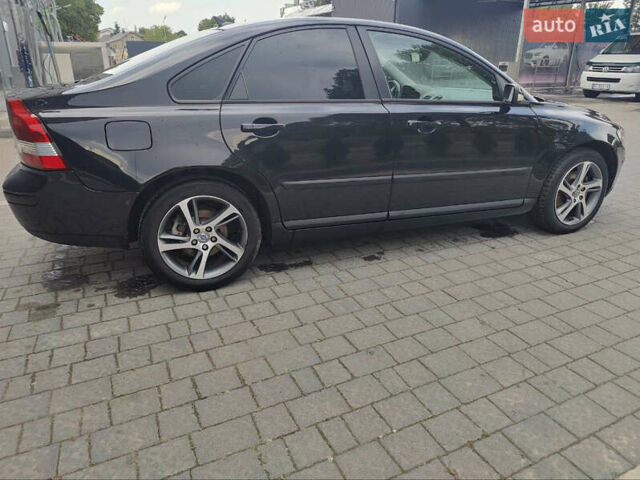 Черный Вольво С40, объемом двигателя 2 л и пробегом 328 тыс. км за 4400 $, фото 13 на Automoto.ua