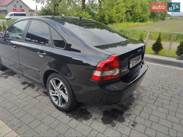 Черный Вольво С40, объемом двигателя 2 л и пробегом 328 тыс. км за 4400 $, фото 6 на Automoto.ua