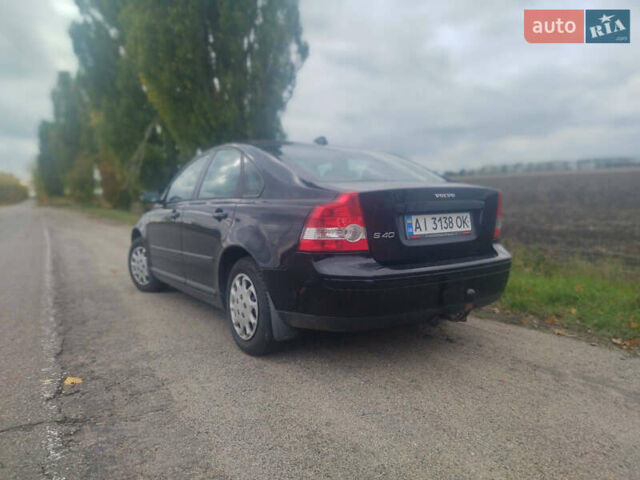 Вольво С40 2005 в Киеве на Automoto.ua Черный Вольво С40, объемом двигателя 1.6 л и пробегом 260 тыс. км за 5500 $, фото 19 на Automoto.ua