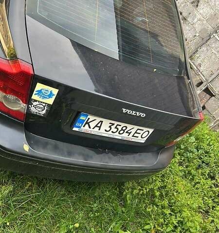 Черный Вольво С40, объемом двигателя 1.6 л и пробегом 319 тыс. км за 5300 $, фото 2 на Automoto.ua