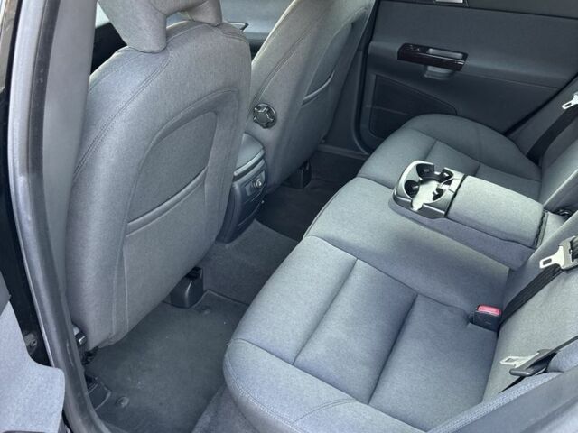 Чорний Вольво S40, об'ємом двигуна 1.6 л та пробігом 223 тис. км за 6100 $, фото 6 на Automoto.ua