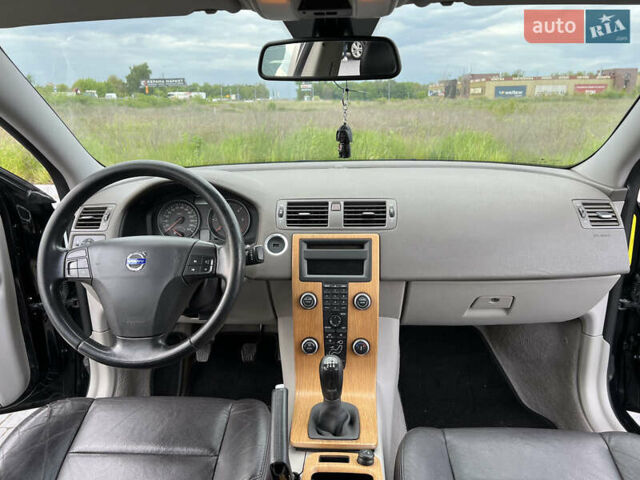 Чорний Вольво S40, об'ємом двигуна 1.6 л та пробігом 222 тис. км за 5999 $, фото 9 на Automoto.ua