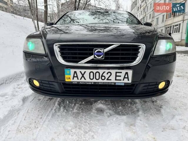 Чорний Вольво S40, об'ємом двигуна 1.6 л та пробігом 248 тис. км за 6800 $, фото 8 на Automoto.ua