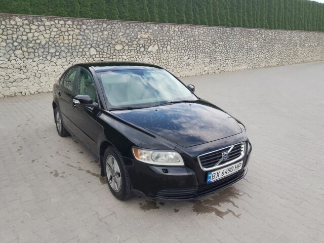 Чорний Вольво S40, об'ємом двигуна 1.8 л та пробігом 207 тис. км за 7400 $, фото 4 на Automoto.ua