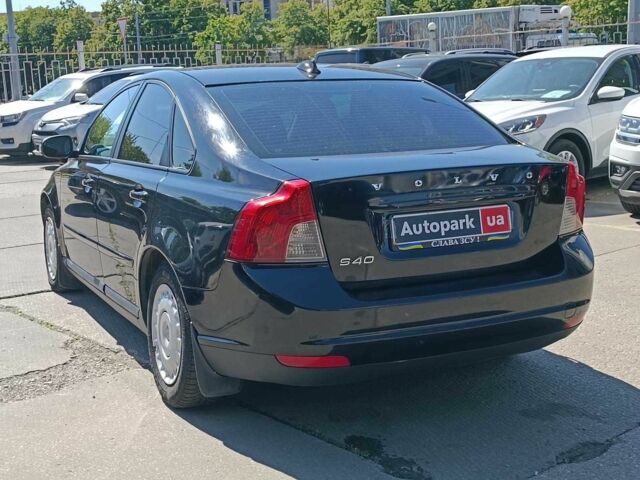Чорний Вольво S40, об'ємом двигуна 1.6 л та пробігом 249 тис. км за 6790 $, фото 5 на Automoto.ua