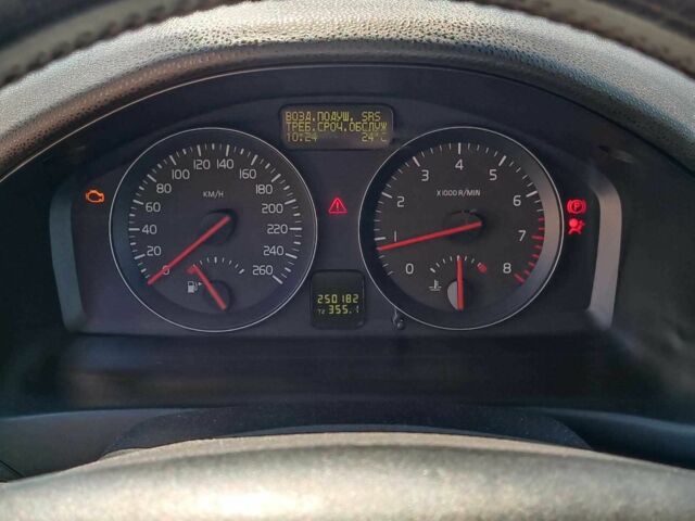 Чорний Вольво S40, об'ємом двигуна 1.6 л та пробігом 249 тис. км за 6790 $, фото 17 на Automoto.ua