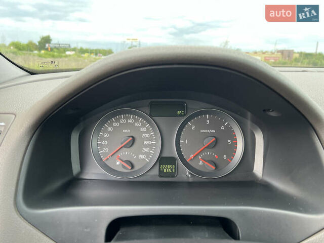 Чорний Вольво S40, об'ємом двигуна 1.6 л та пробігом 222 тис. км за 5799 $, фото 8 на Automoto.ua