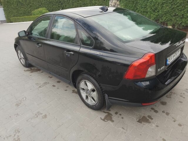 Чорний Вольво S40, об'ємом двигуна 1.8 л та пробігом 207 тис. км за 7400 $, фото 10 на Automoto.ua