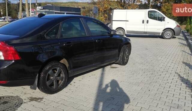 Вольво С40 2009 в Старом Самборе на Automoto.ua Черный Вольво С40, объемом двигателя 1.6 л и пробегом 255 тыс. км за 5999 $, фото 3 на Automoto.ua