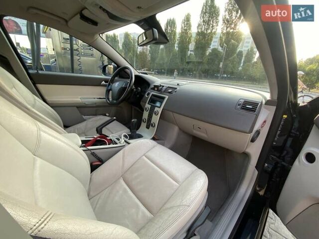 Чорний Вольво S40, об'ємом двигуна 1.56 л та пробігом 110 тис. км за 8500 $, фото 25 на Automoto.ua