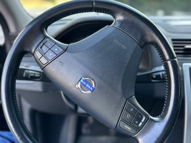 Чорний Вольво S40, об'ємом двигуна 1.6 л та пробігом 208 тис. км за 8800 $, фото 8 на Automoto.ua