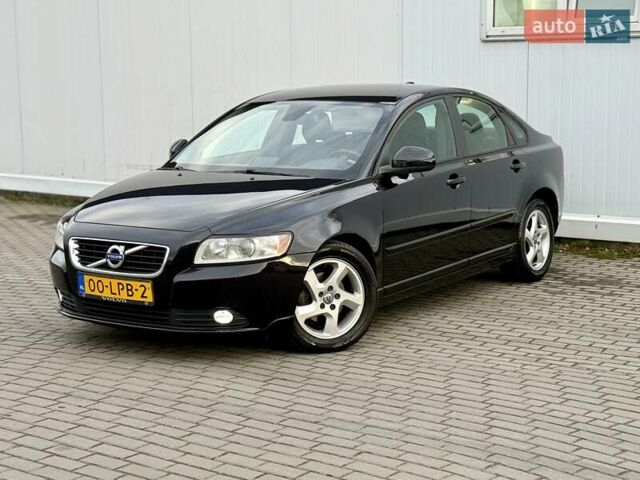 Черный Вольво С40, объемом двигателя 1.6 л и пробегом 236 тыс. км за 8750 $, фото 56 на Automoto.ua
