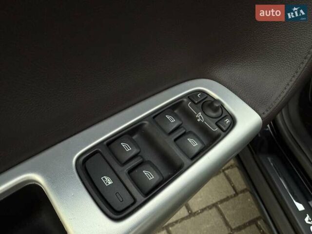 Черный Вольво С40, объемом двигателя 1.6 л и пробегом 236 тыс. км за 8750 $, фото 49 на Automoto.ua