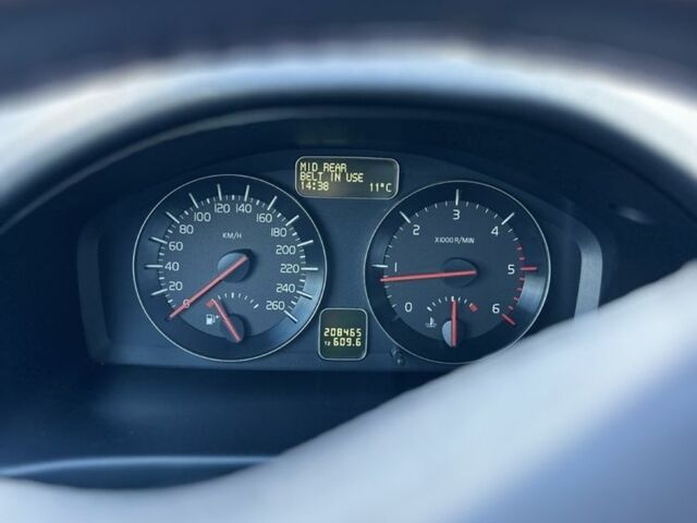 Чорний Вольво S40, об'ємом двигуна 1.6 л та пробігом 208 тис. км за 8800 $, фото 13 на Automoto.ua