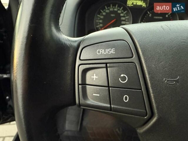 Черный Вольво С40, объемом двигателя 1.6 л и пробегом 236 тыс. км за 8750 $, фото 37 на Automoto.ua