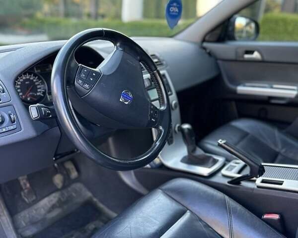 Чорний Вольво S40, об'ємом двигуна 1.6 л та пробігом 208 тис. км за 8800 $, фото 5 на Automoto.ua