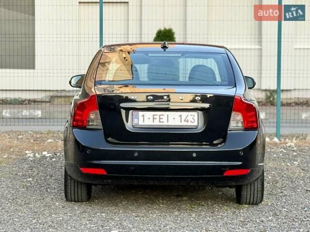 Черный Вольво С40, объемом двигателя 1.6 л и пробегом 236 тыс. км за 8950 $, фото 5 на Automoto.ua