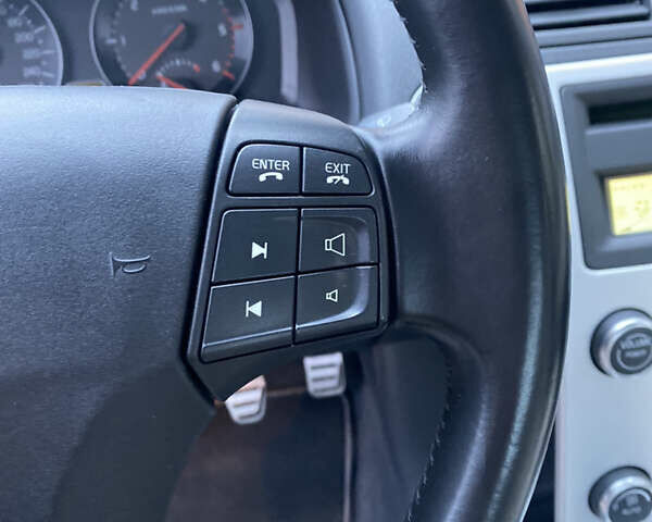 Черный Вольво С40, объемом двигателя 0 л и пробегом 231 тыс. км за 9700 $, фото 52 на Automoto.ua