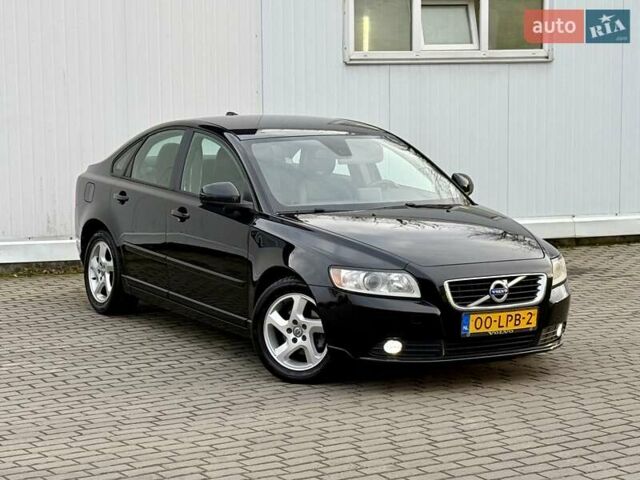 Черный Вольво С40, объемом двигателя 1.6 л и пробегом 236 тыс. км за 8750 $, фото 9 на Automoto.ua