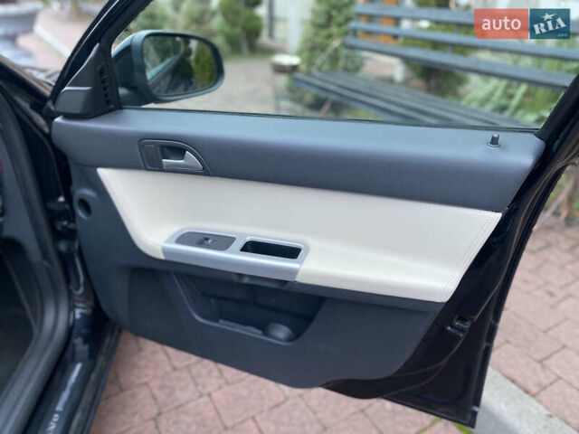 Черный Вольво С40, объемом двигателя 0 л и пробегом 231 тыс. км за 9700 $, фото 63 на Automoto.ua