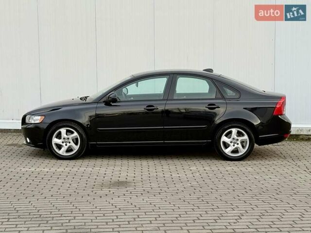 Черный Вольво С40, объемом двигателя 1.6 л и пробегом 236 тыс. км за 8750 $, фото 3 на Automoto.ua