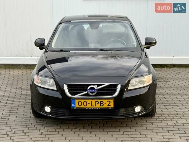 Черный Вольво С40, объемом двигателя 1.6 л и пробегом 236 тыс. км за 8750 $, фото 11 на Automoto.ua