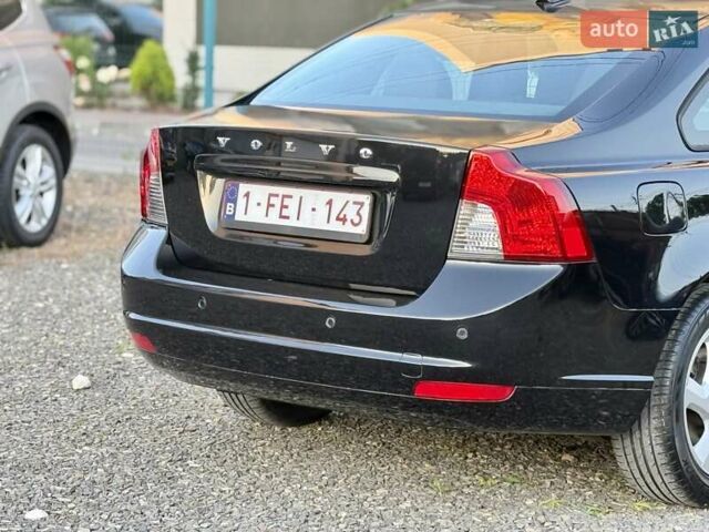 Черный Вольво С40, объемом двигателя 1.6 л и пробегом 236 тыс. км за 8950 $, фото 15 на Automoto.ua