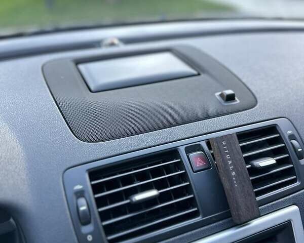 Чорний Вольво S40, об'ємом двигуна 1.6 л та пробігом 208 тис. км за 8800 $, фото 8 на Automoto.ua