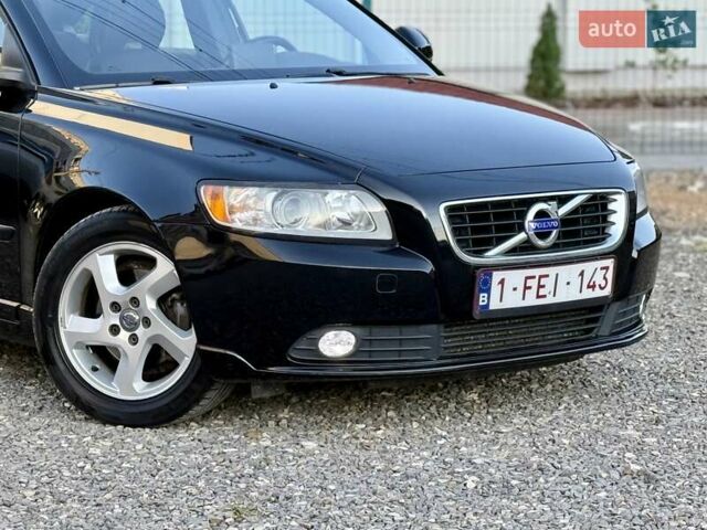 Черный Вольво С40, объемом двигателя 1.6 л и пробегом 236 тыс. км за 8950 $, фото 12 на Automoto.ua