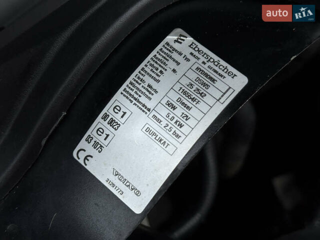 Черный Вольво С40, объемом двигателя 1.6 л и пробегом 210 тыс. км за 8800 $, фото 118 на Automoto.ua