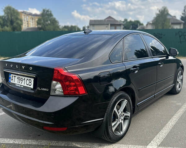 Черный Вольво С40, объемом двигателя 1.6 л и пробегом 303 тыс. км за 8200 $, фото 5 на Automoto.ua