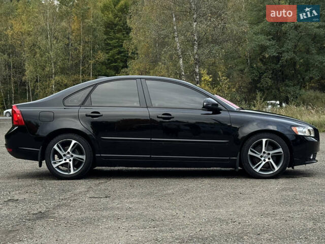 Черный Вольво С40, объемом двигателя 1.6 л и пробегом 210 тыс. км за 8800 $, фото 32 на Automoto.ua
