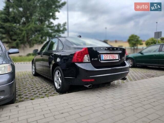 Черный Вольво С40, объемом двигателя 1.98 л и пробегом 282 тыс. км за 9300 $, фото 10 на Automoto.ua