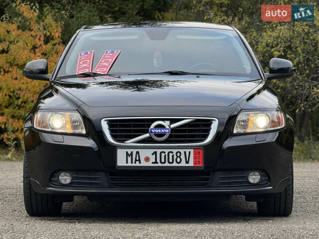 Черный Вольво С40, объемом двигателя 1.6 л и пробегом 210 тыс. км за 8800 $, фото 28 на Automoto.ua