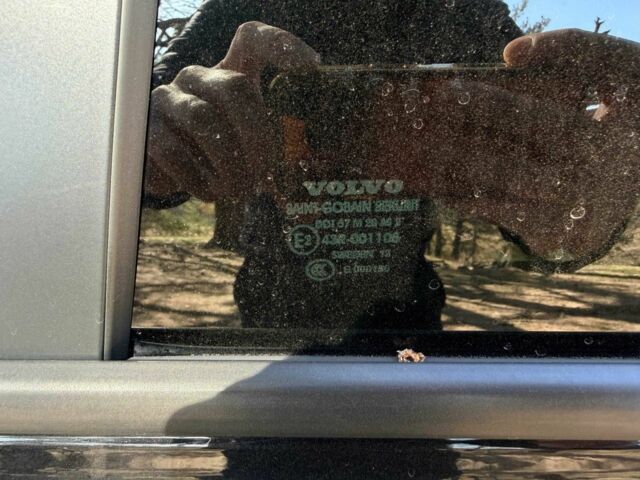 Черный Вольво С40, объемом двигателя 2 л и пробегом 210 тыс. км за 12200 $, фото 15 на Automoto.ua