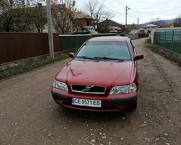 Красный Вольво С40, объемом двигателя 1.87 л и пробегом 359 тыс. км за 1850 $, фото 8 на Automoto.ua
