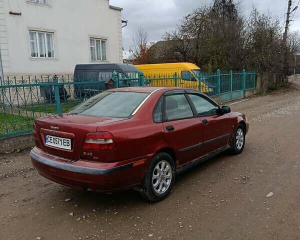 Красный Вольво С40, объемом двигателя 1.87 л и пробегом 359 тыс. км за 1850 $, фото 4 на Automoto.ua