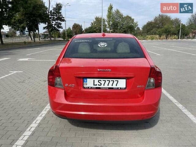 Красный Вольво С40, объемом двигателя 2 л и пробегом 282 тыс. км за 7600 $, фото 22 на Automoto.ua