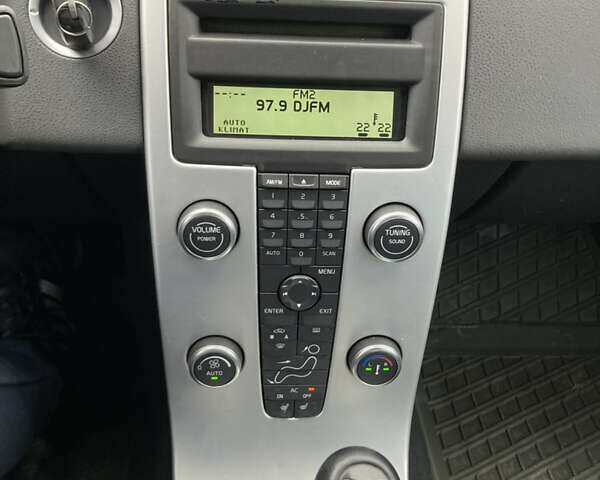 Червоний Вольво S40, об'ємом двигуна 2 л та пробігом 220 тис. км за 8700 $, фото 8 на Automoto.ua